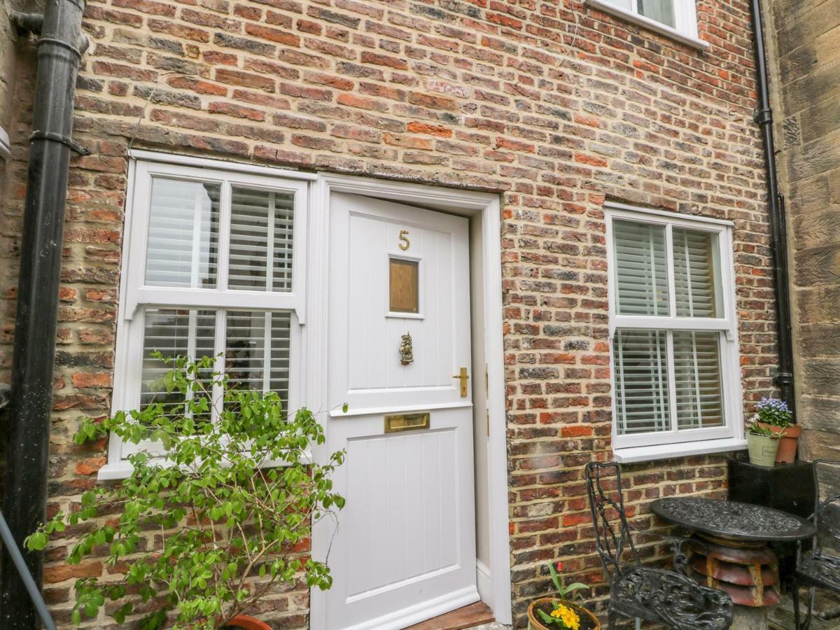 Villa 5 Oystons Yard Whitby Exterior foto